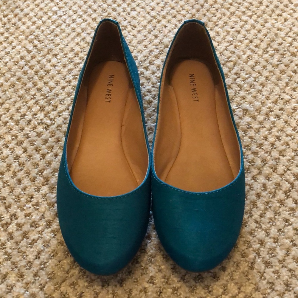 Nine West Blue silk ballet flats size 7.5